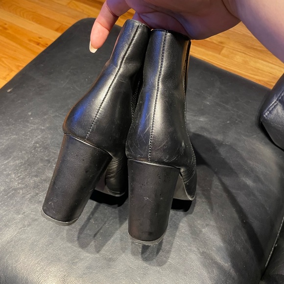 NWOT Chunky Block Heeled Ankle Booties Leather Rave Riding Pullover Pointed work - Picture 4 of 8